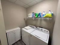 Charming 3-bedroom apartment with AC, WiFi in delightful Presque Isle Hotels in Presque Isle