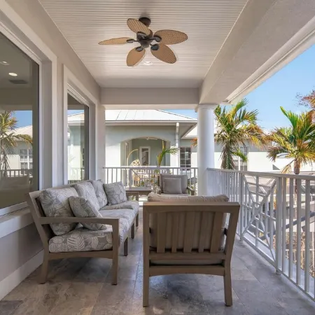 Luxury Home in Naples with Private Pool & Walk to the Beach by Esthetic Stays