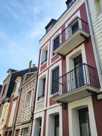 Villa Juliette - Beach and cliffs for the whole family Отели рядом с достопримечательностью «Vue panoramique»