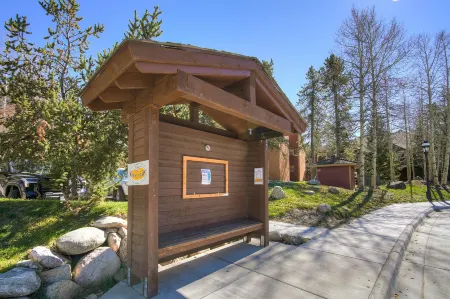 Base 9 B101 Отели в г. Брекенридж