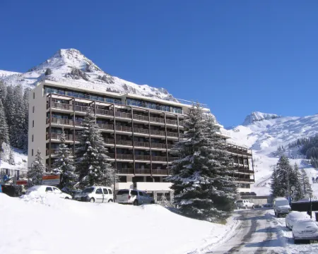 Madame Vacances les Terrasses de Véret Hotels in Flaine