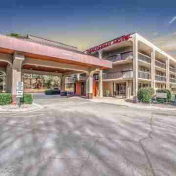 Economy Hotel Roswell Hotel Exterior