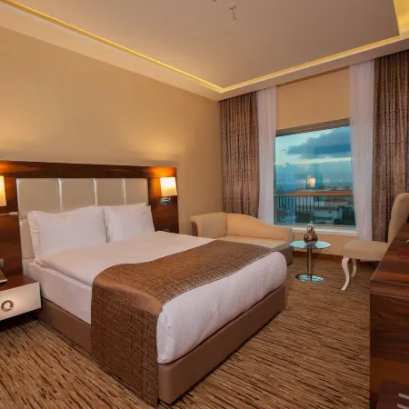 Mitannia Regency Hotel