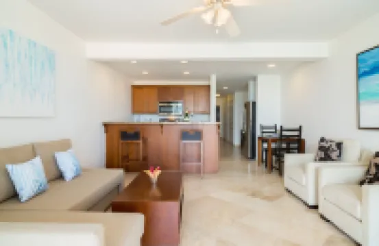 La Vista Azul Modern Condo Ocean Views