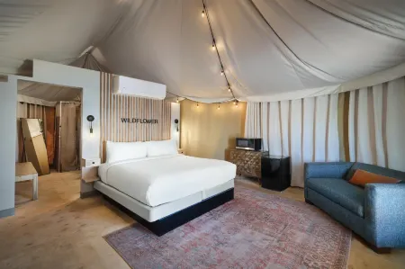 Zion Wildflower Resort, WorldHotels Backdrop