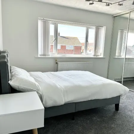 Hartlepool-3 Bd House-Sleeps5-Free Parking Netflix