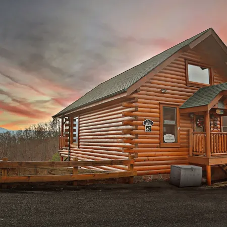 Howling Wolf - One Bedroom Cabin
