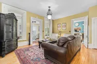 Braywood Inn Hotels in Oshkosh