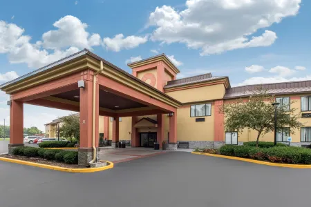Quality Inn Indianapolis-Brownsburg - Indianapolis West Отели в г. Питтсборо