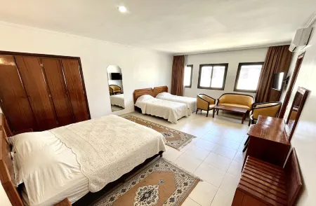 Hôtel Plaisance Отели в г. Аль Исмейлия