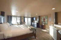 Lakeshore Lodges Hotel di 