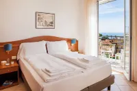 Hotel Tritone - balcony