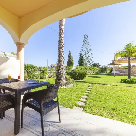 Atalaia Sol Aparthotel - Tennis & Heated Pool in Winter