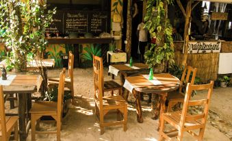 Raiz Hostel