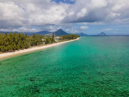 O'Beach Boutique Studios