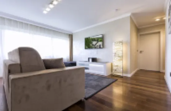 The Queen Luxury Apartments - Villa Vinicia