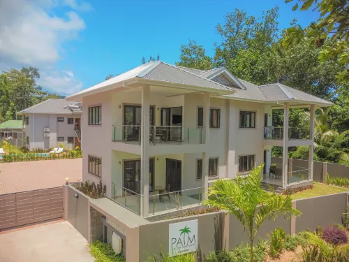 Palm Holiday Apartments