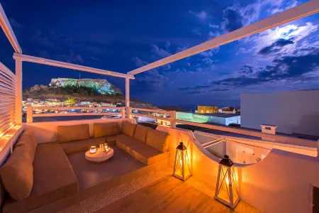 Lindos Allure Villa with Jacuzzi and Acropolis View!!! Отели рядом с достопримечательностью «Акрополь Линдоса»