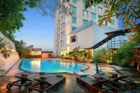 Swiss-Belhotel Maleosan Manado - Meerblick