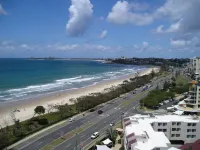 Beachfront Towers - con vista montagne