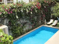 Casa Mara Dakar Hotels near Pointe E