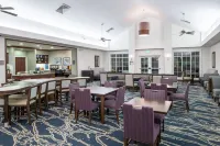 Homewood Suites by Hilton Fresno Airport/Clovis فنادق في كلوفيس