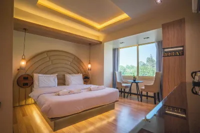 Great Pyramid Inn Hotels near Pyramid of Menkaure