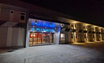3-Plus Hotel