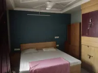 Iroomz Pranathi Comforts Hotels in Bellary