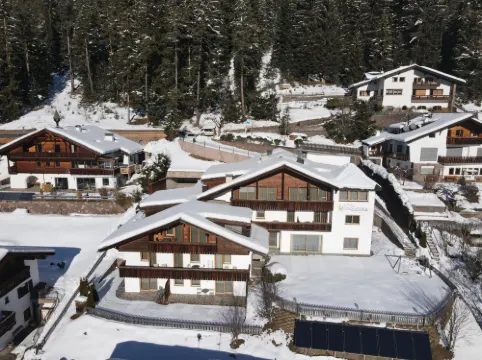 เรสซิเดนซ์เชซา ซาสเซลา