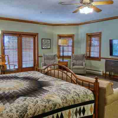 Carlisle Inn Walnut Creek Rooms