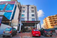 Hotel Grand Shiva Near Ganga Ghat by Oaktel Các khách sạn ở Haridwar