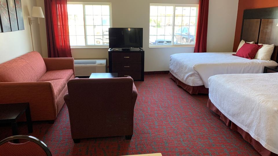 Sandalwood Studios & Suites