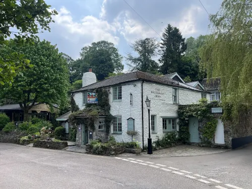 The Waterman's Arms Hotel di Totnes