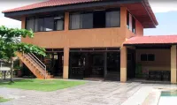 Canoe Beach Resort Các khách sạn ở San Antonio
