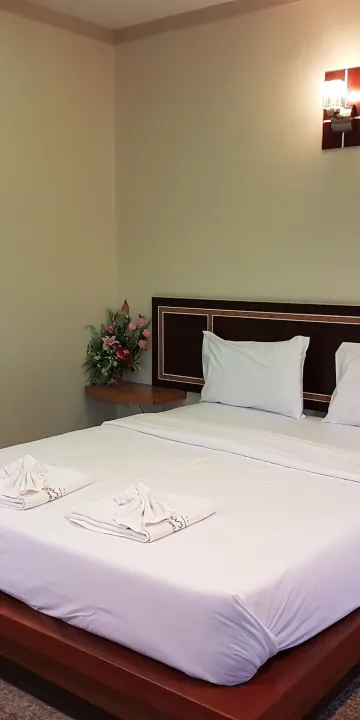 ห้องซูพีเรียร์ เตียงใหญ่ 1 เตียง