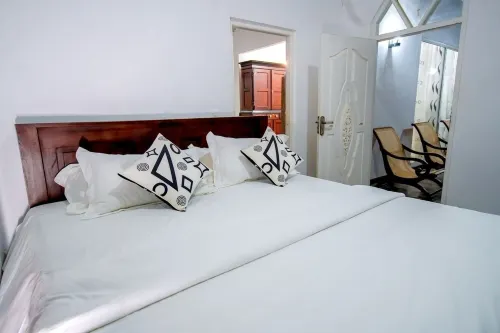 Fishermen Lagoon Villa