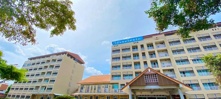 ไม้หอมรีสอร์ท สาขาสะพานเดชาติวงค์ โรงแรมในอำเภอเมืองนครสวรรค์