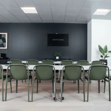 Mint House at 70 Pine Отели рядом с достопримечательностью «Чайнатаун – Маленькая Италия»