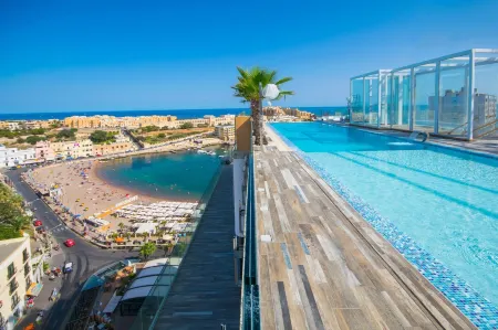 H Hotel Отели в г. Сент-Джулианс