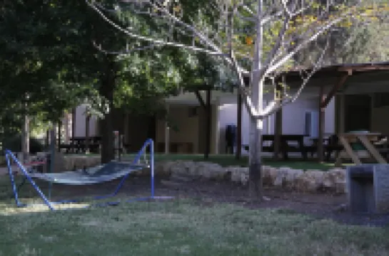 Kibbutz Beit Alfa Guest House Hotéis em 