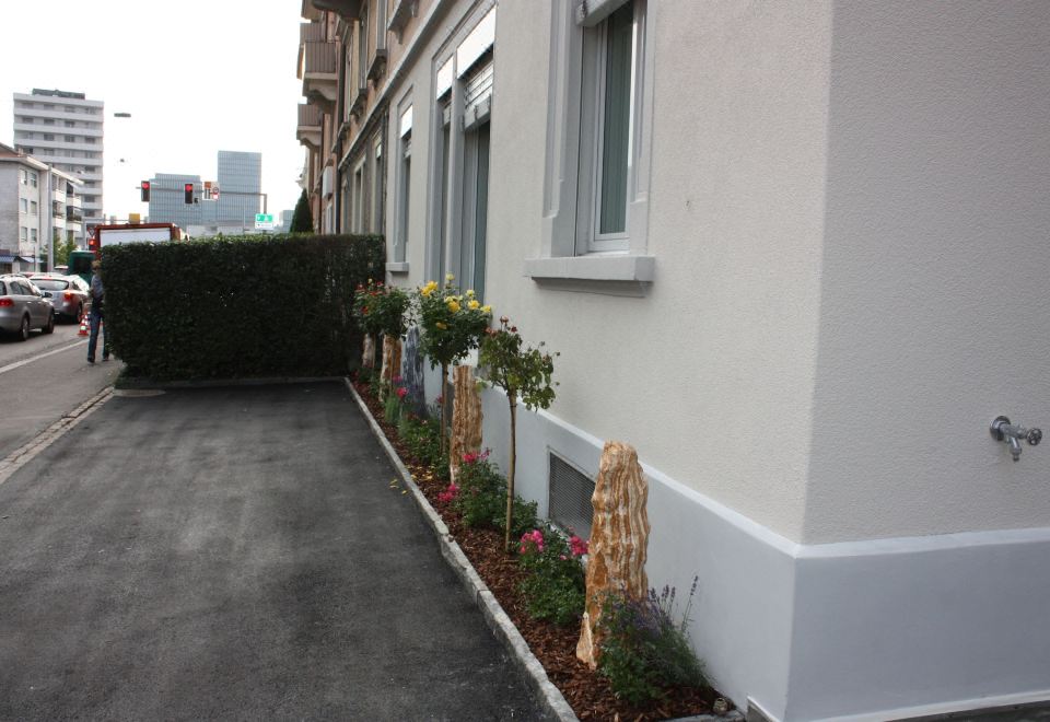 [스위스 스타 오를리콘 로지의 외부 또는 주변 거리 모습]