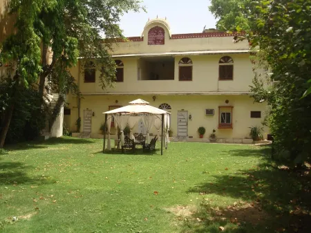 Hotel Bissau Palace