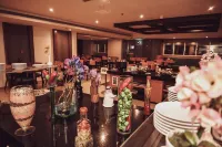 V Hotel Fujairah - breakfast