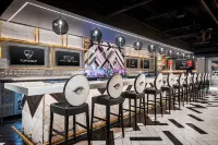 Silver Legacy Reno- A Caesars Rewards Destination - bar
