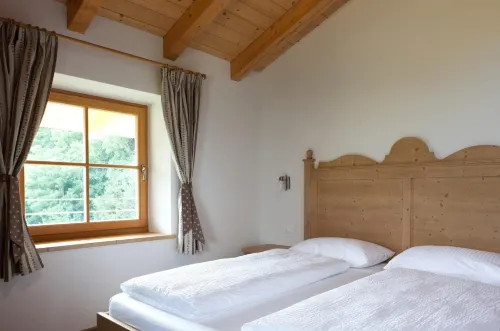 Coronata Haus - Bed and Breakfasts