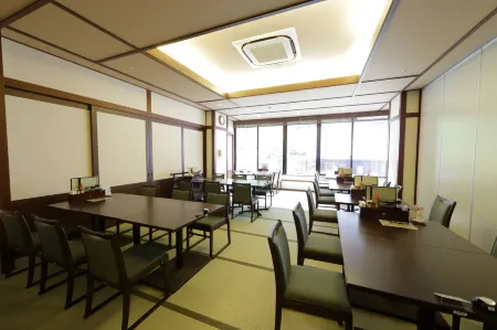 Tenseien Отели рядом с достопримечательностью «Tamadare Falls / Hien Falls»