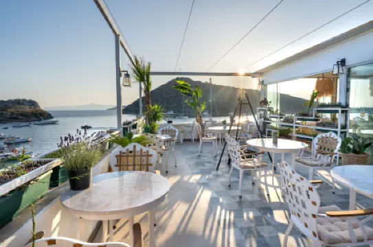 Liman Hotel Gümüslük - Adult Only