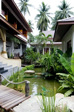 Kanok Buri Resort