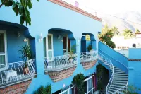 Hotel la Nueva Posada Отели в г. Чапала